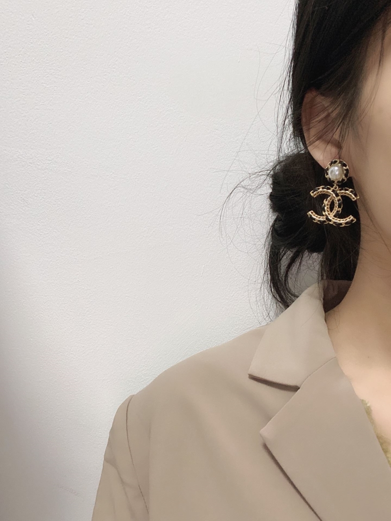 Ch**el earrings